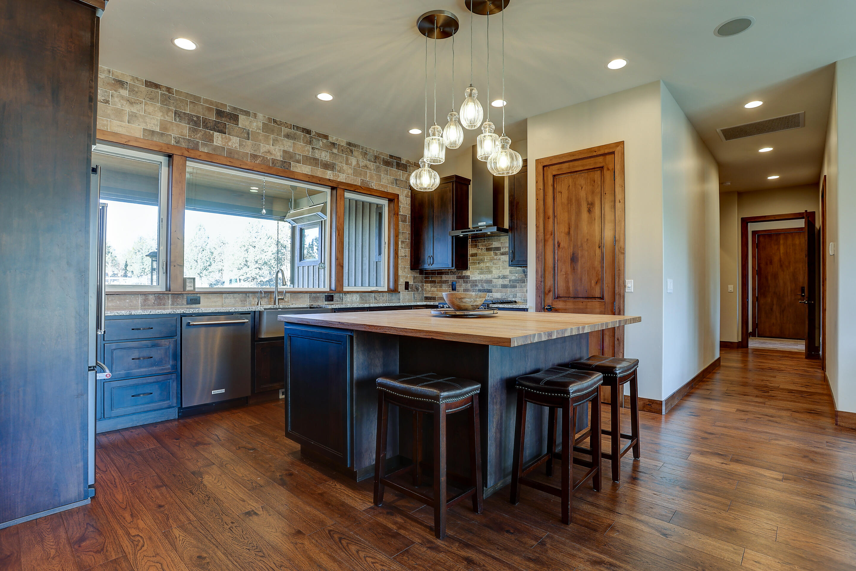 Pacific Cascade Hts - Residential