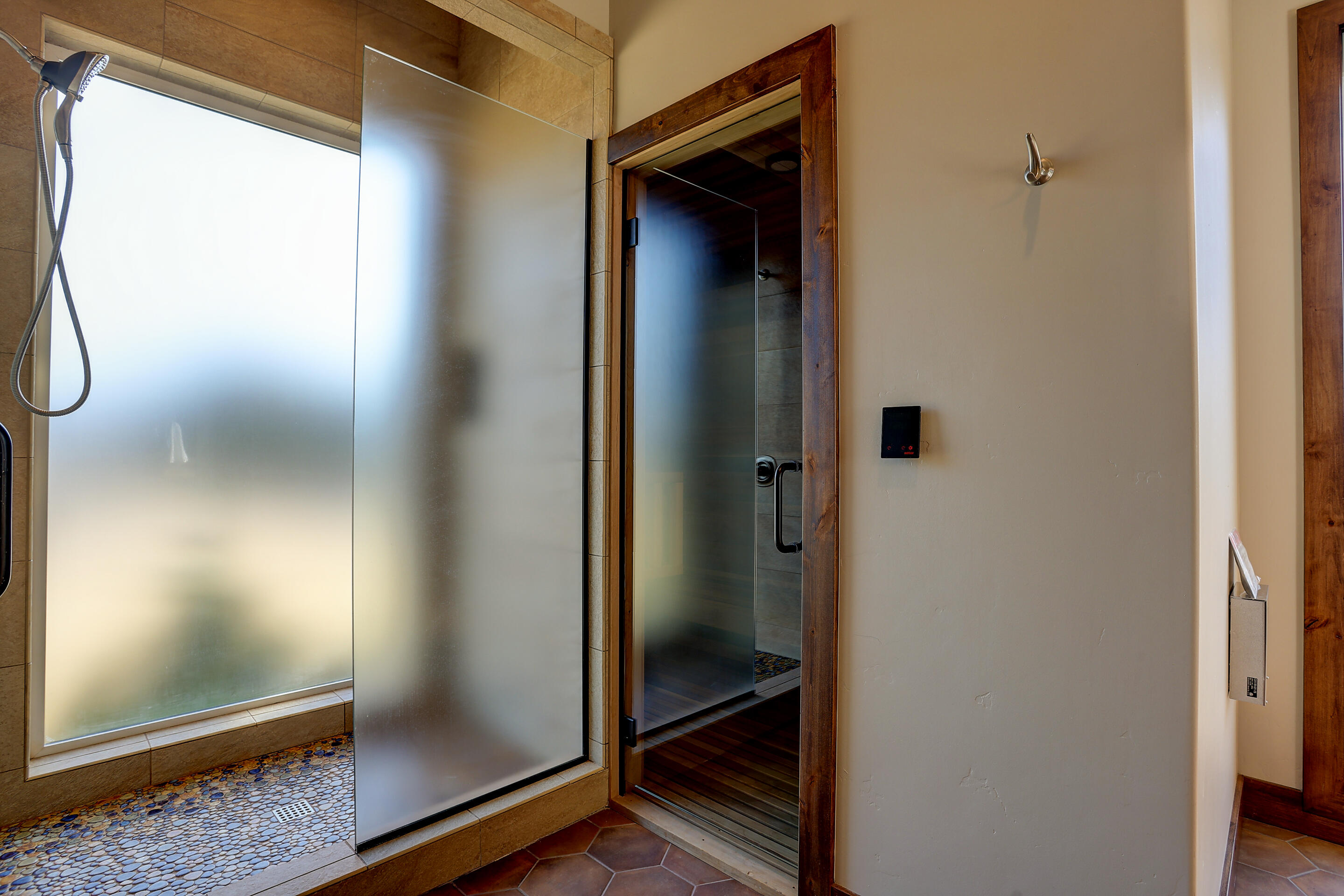 Pacific Cascade Hts - Residential