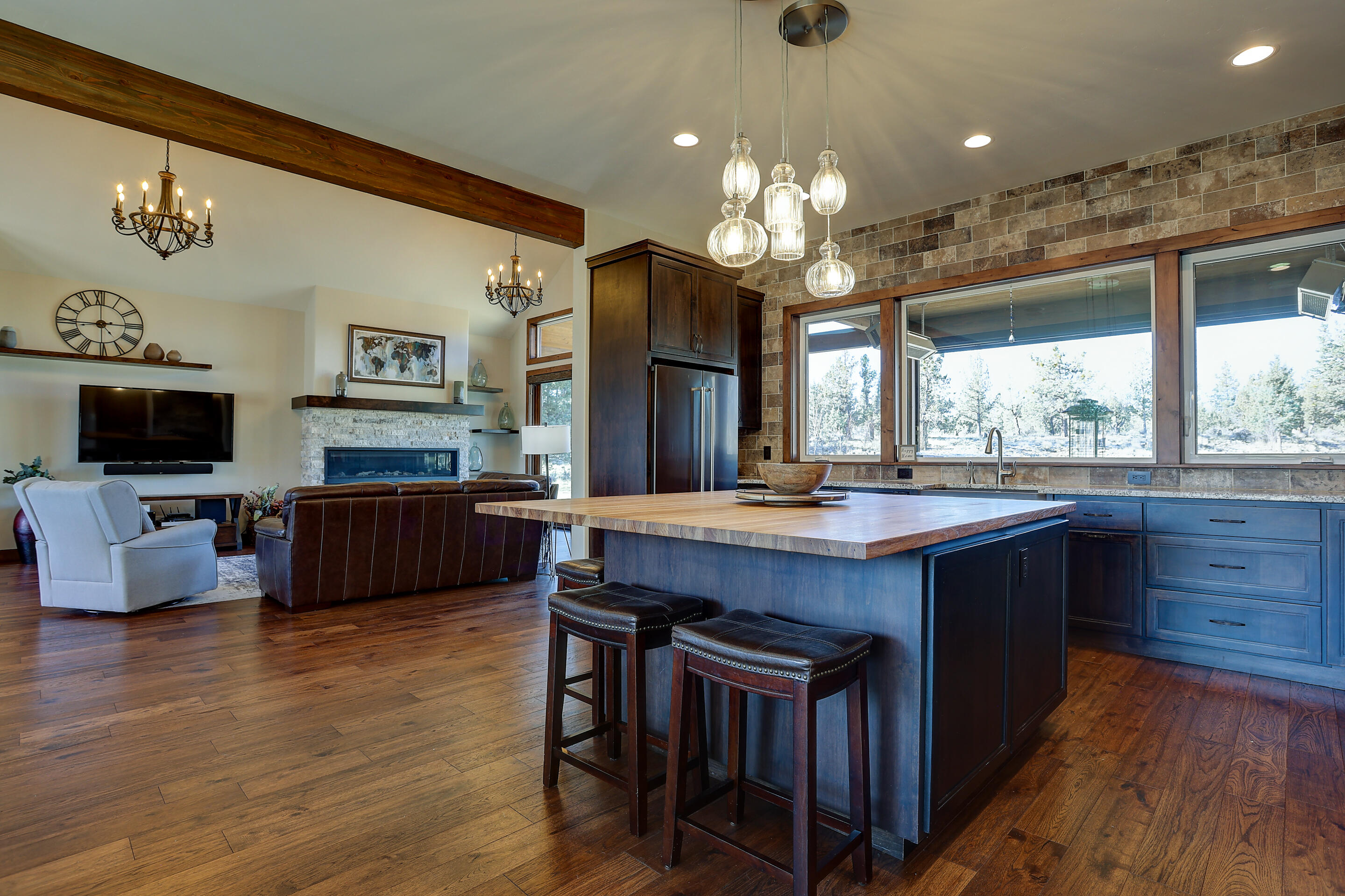 Pacific Cascade Hts - Residential