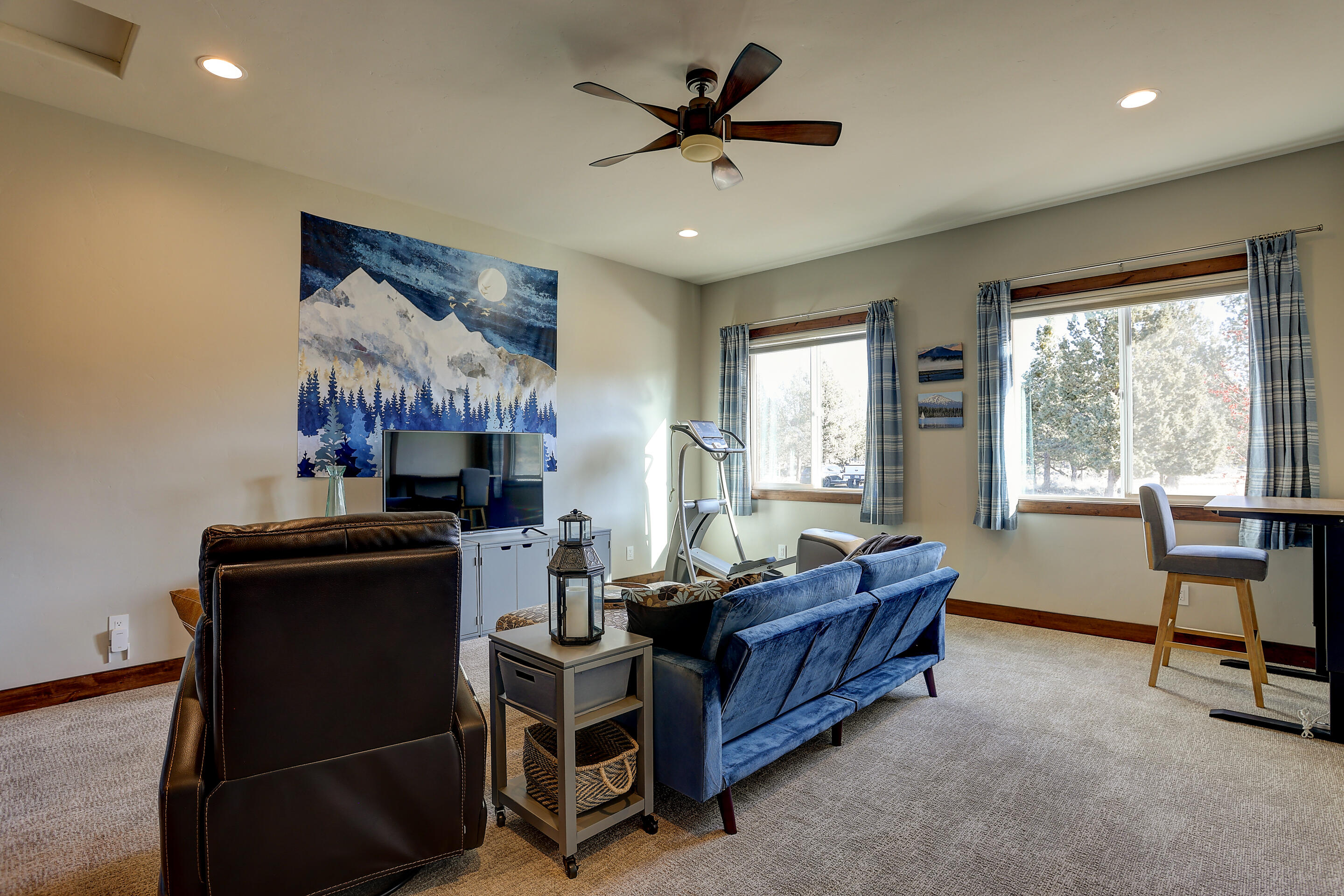 Pacific Cascade Hts - Residential