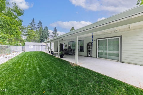 Tiny photo for 403 Berglund Street, Rogue River, OR 97537 (MLS # 220222672)