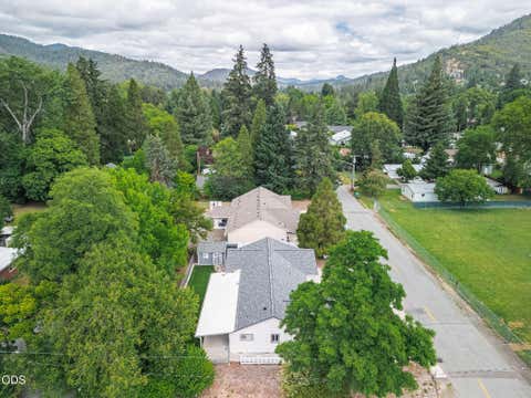 Tiny photo for 403 Berglund Street, Rogue River, OR 97537 (MLS # 220222672)