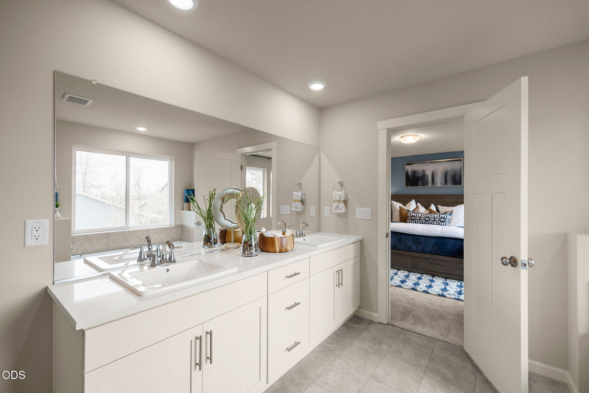 63106 NE Henningsen Pl