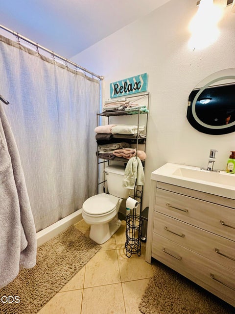 Tiny photo for 1814 Carlson Drive, Klamath Falls, OR 97603 (MLS # 220227018)