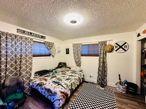 Tiny photo for 1814 Carlson Drive, Klamath Falls, OR 97603 (MLS # 220227018)