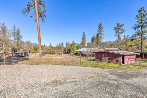 Tiny photo for 1956 E Fork Road, Williams, OR 97544 (MLS # 220212506)
