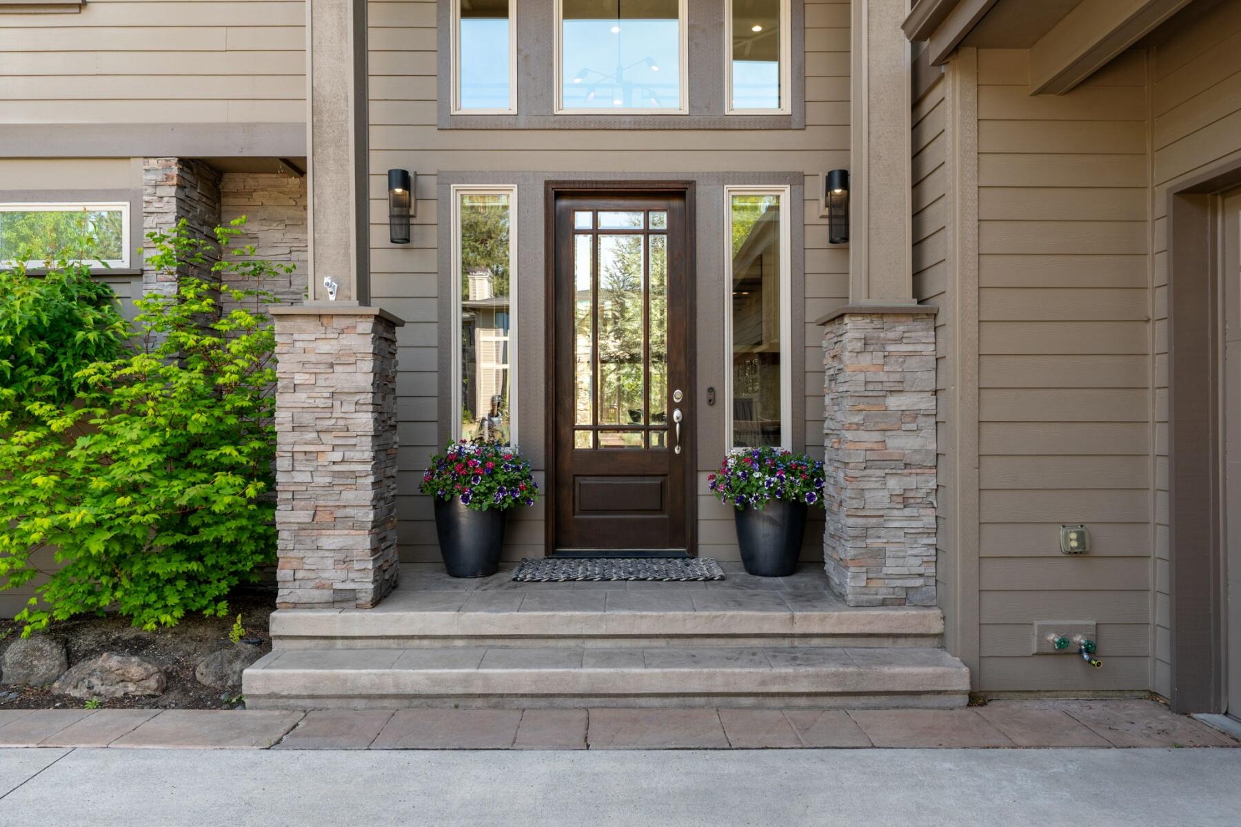 19017 NW Mt Shasta Drive