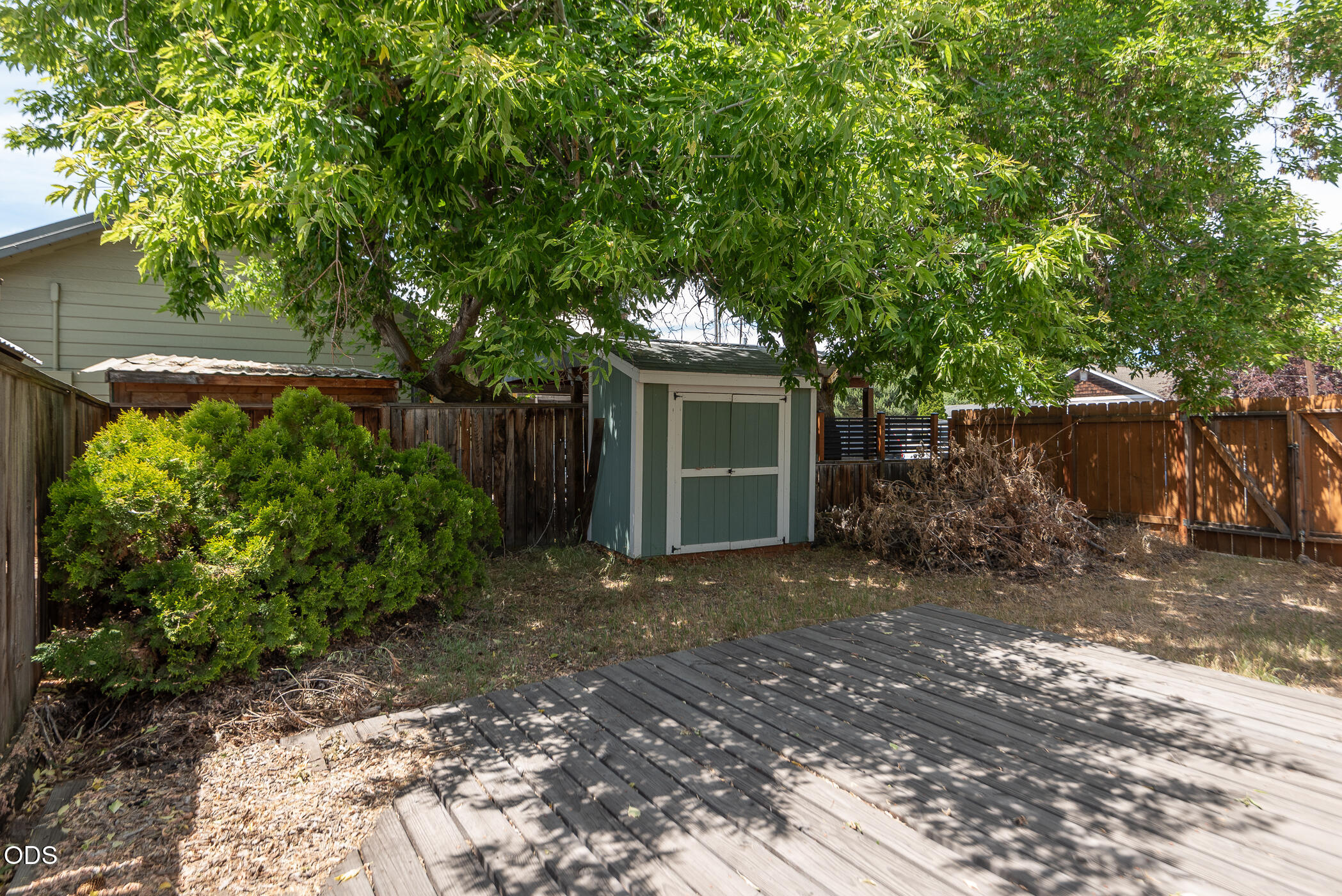 108 NW Dogwood Avenue