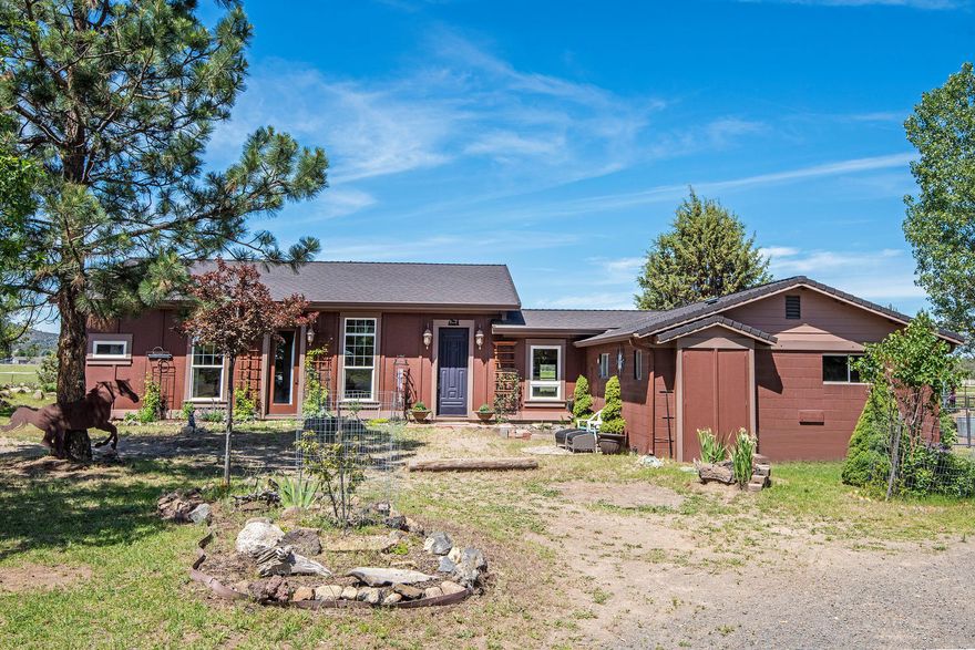 Perfect location with stunning Cascade Mountain views out every window. This newly remodeled home sits on 1.59 acres, ideal for horses. Kitchen, master with en suite, dining room, and powder room were all part of the 1200 square foot addition that was completed in 2015. This property is just 10 minutes from Redmond and has plenty of room and parking for all your toys and animals!