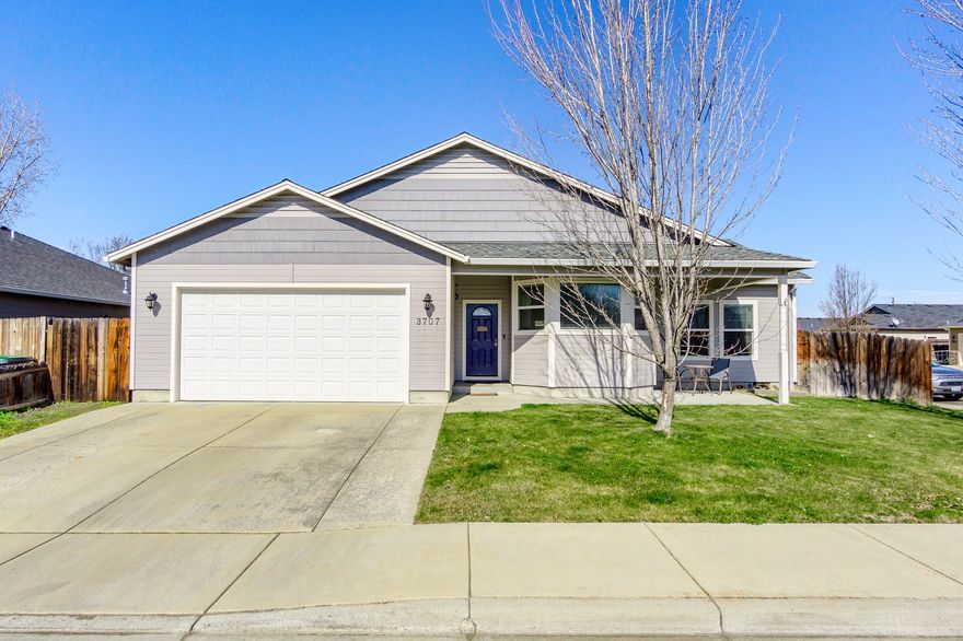 This home truly feels like a model Home. From the moment you walk in the open concept floor plan is so inviting and roomy. The features are very custom and classy this home will not disappoint. Tour today!