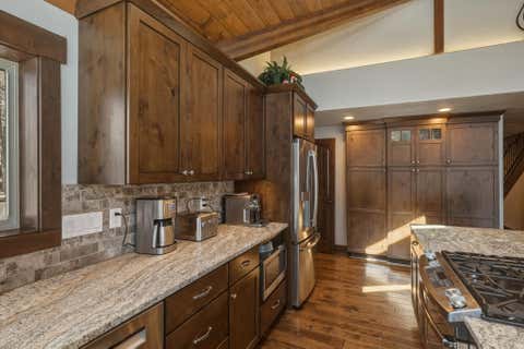 Tiny photo for 10550 N Ochoco Highway, Prineville, OR 97754 (MLS # 220224079)