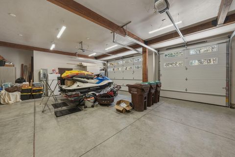 Tiny photo for 10550 N Ochoco Highway, Prineville, OR 97754 (MLS # 220224079)