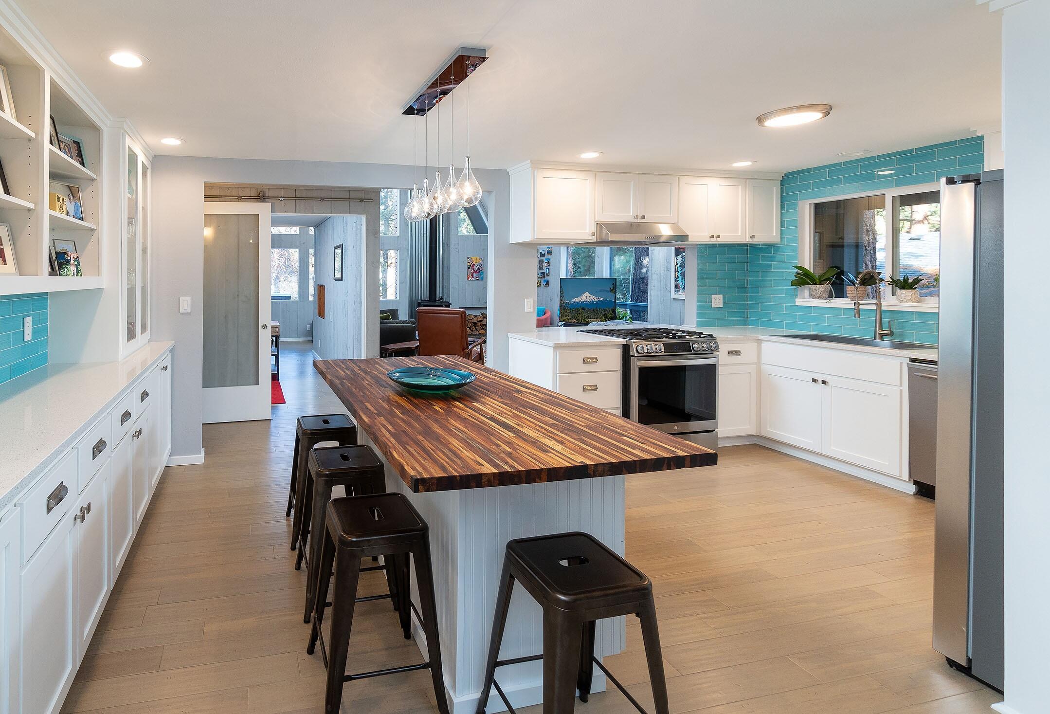 Tillicum Village - Residential