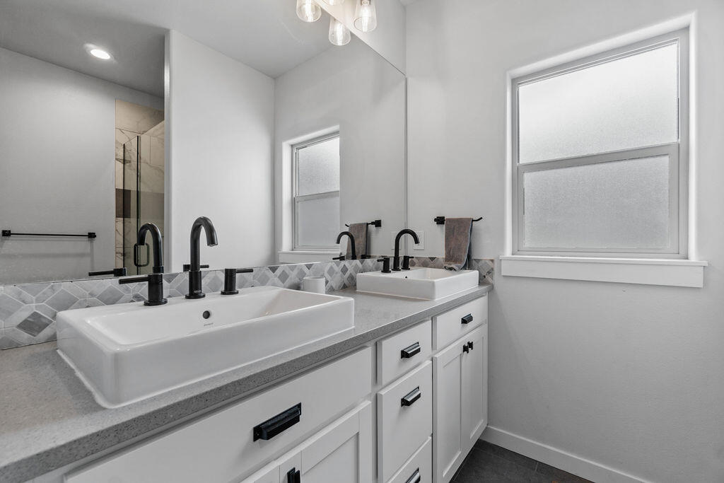 Ironhorse - Residential