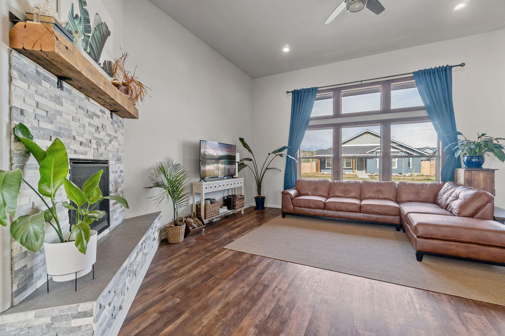 Ironhorse - Residential