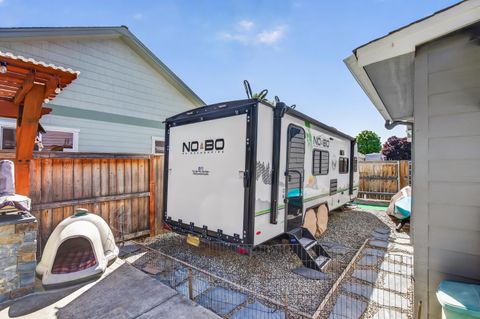 Tiny photo for 2011 Spruce Way, Medford, OR 97501 (MLS # 220220160)