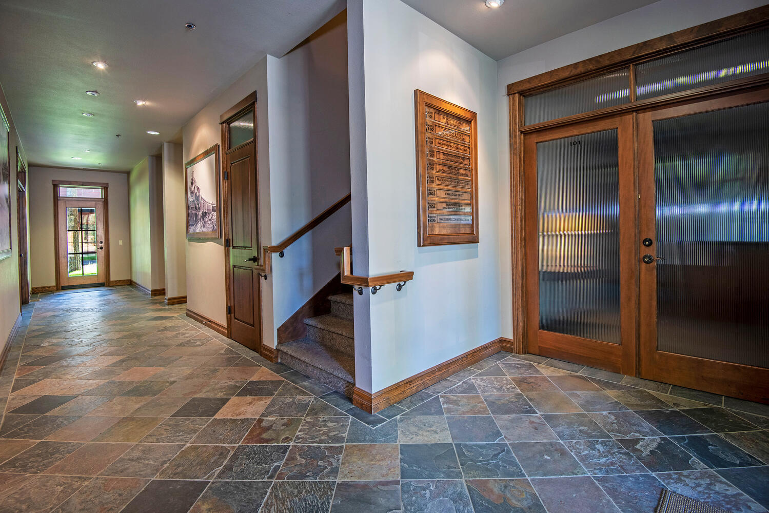 Fivepine - Commercial Sale