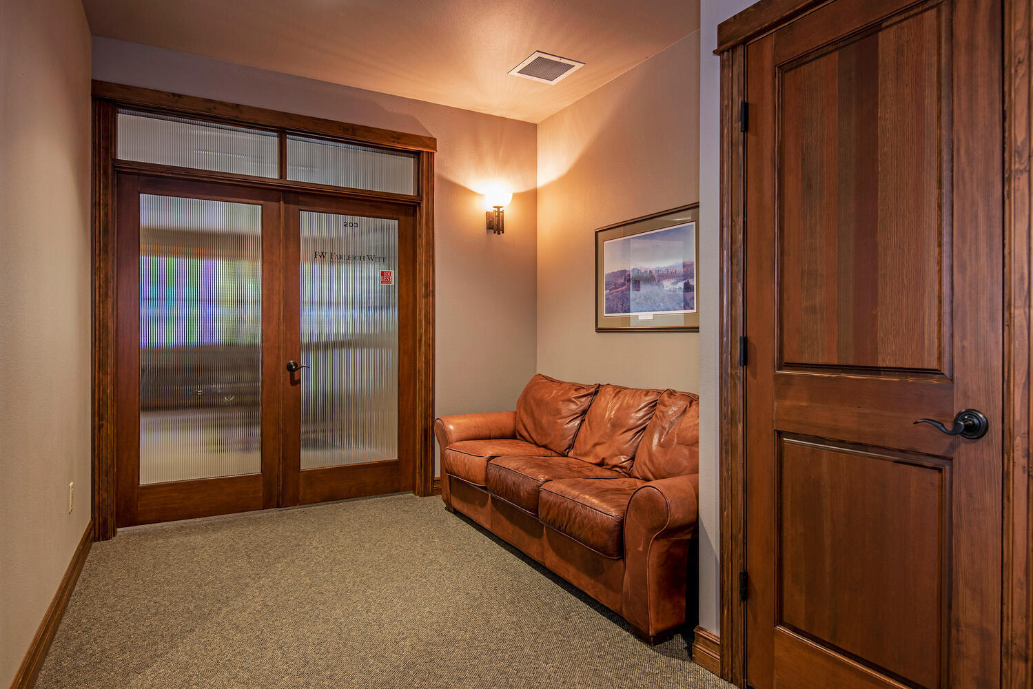 Fivepine - Commercial Sale