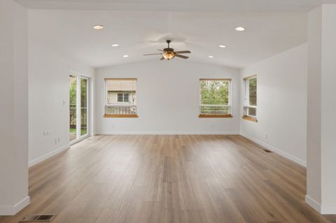 Tiny photo for 3097 NE Barrington Court, Bend, OR 97701 (MLS # 220220076)