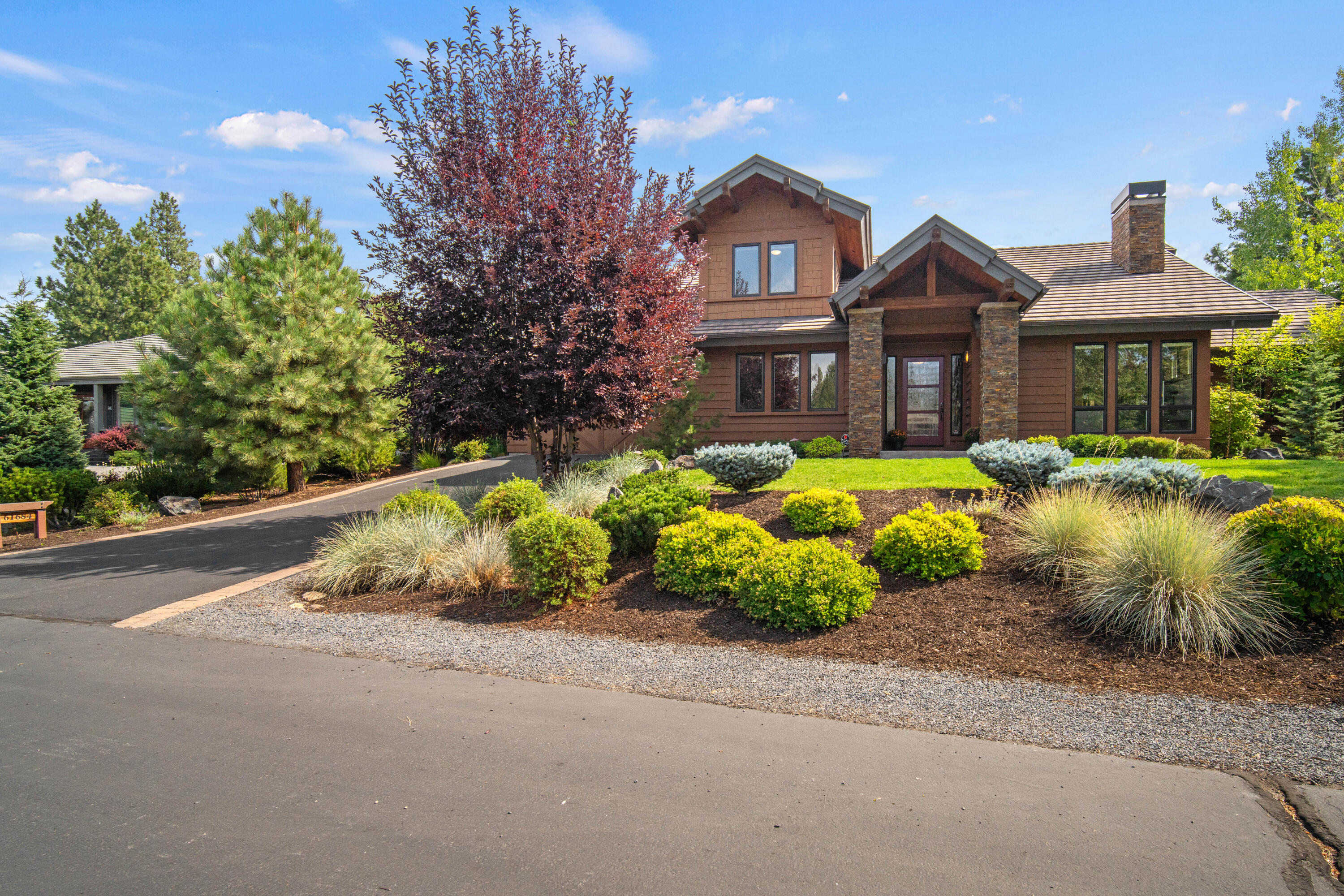 Broken Top - Residential