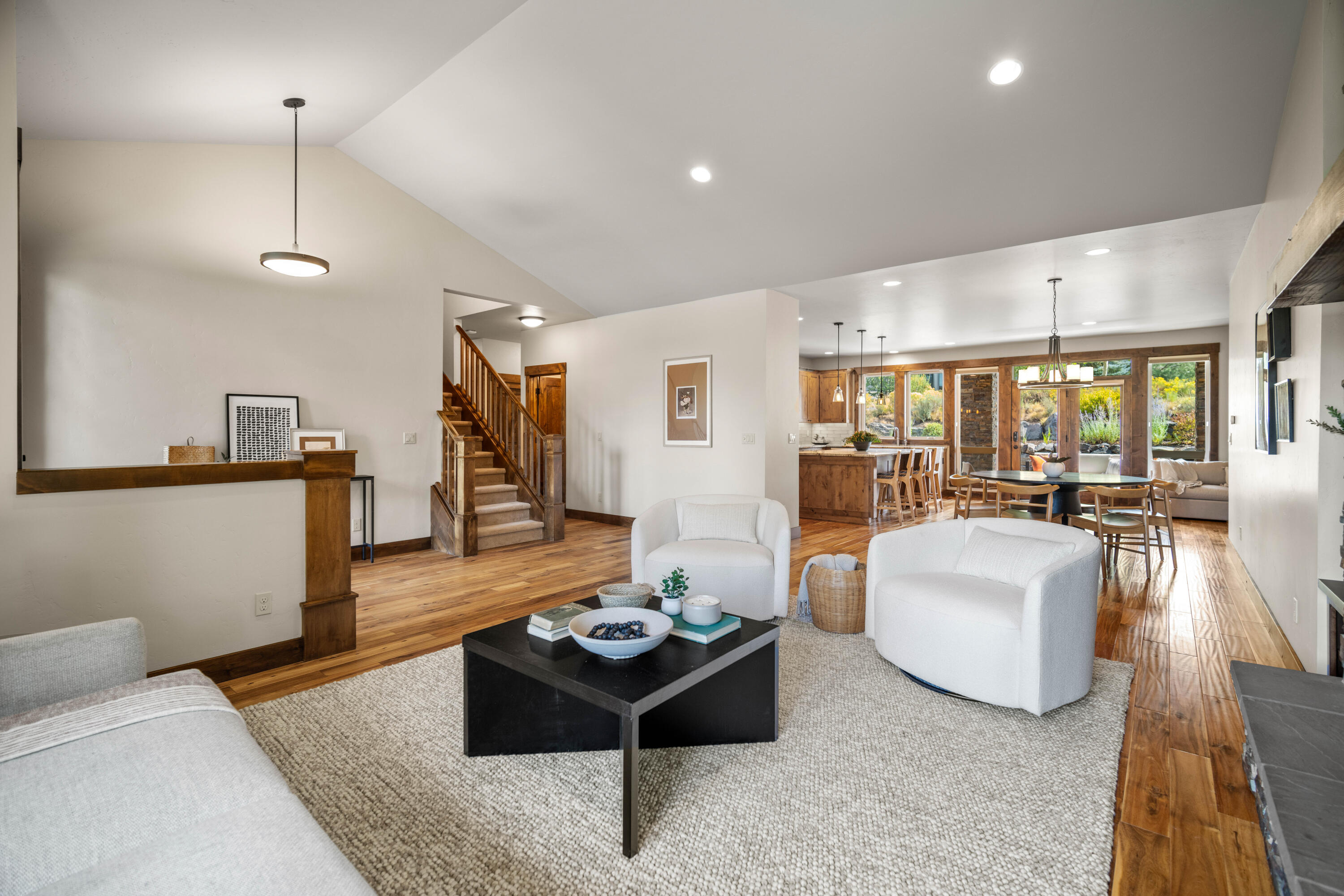 Broken Top - Residential