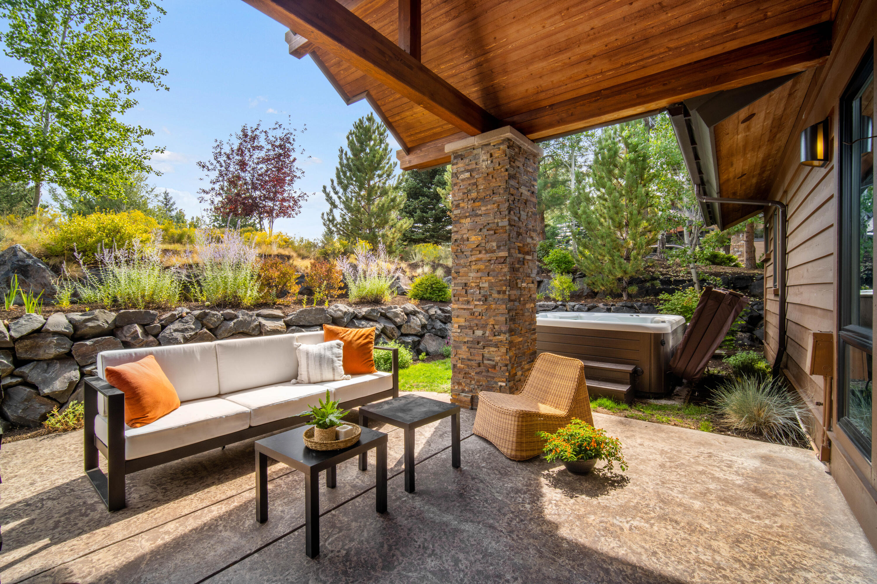 Broken Top - Residential