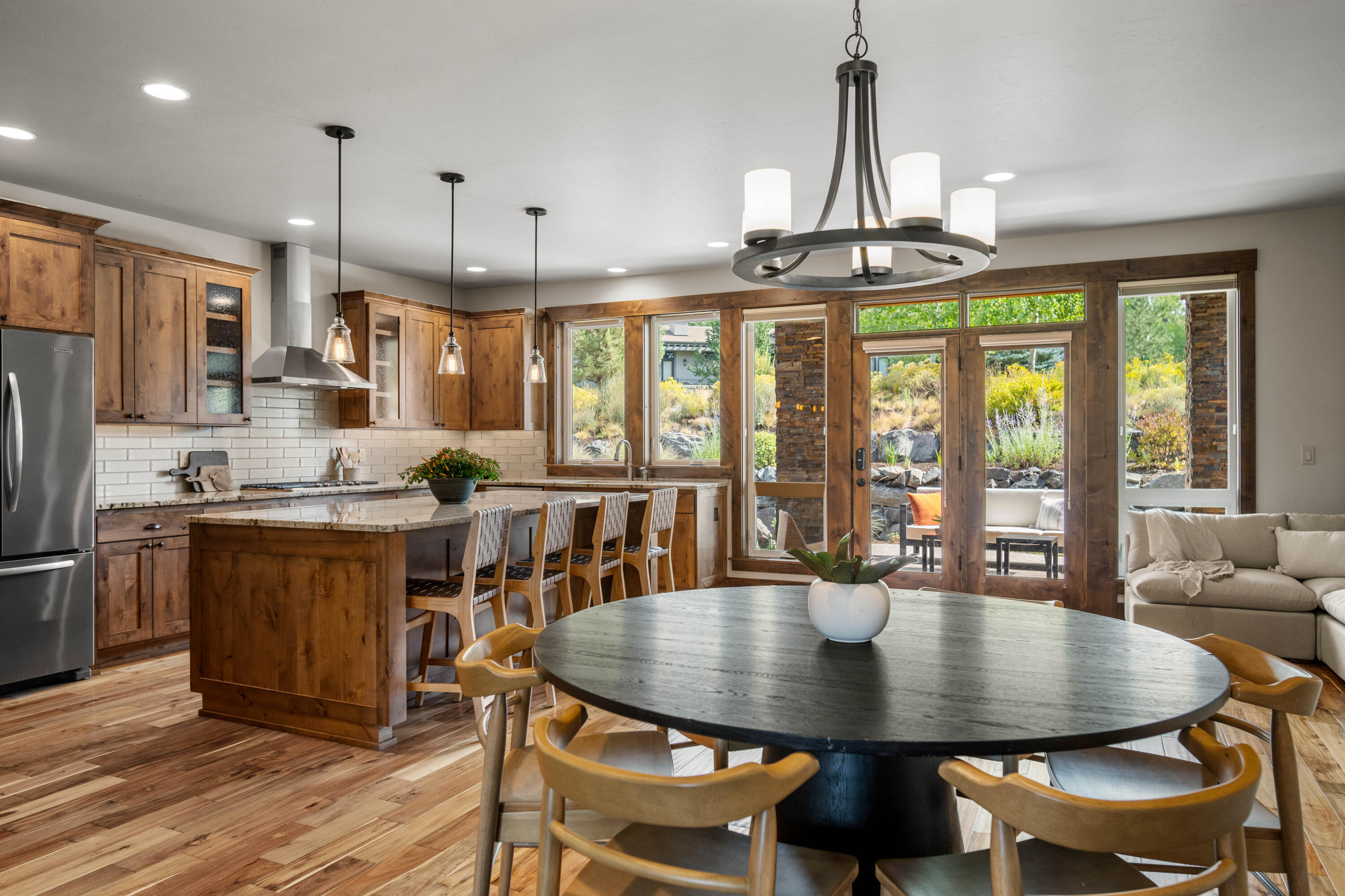 Broken Top - Residential