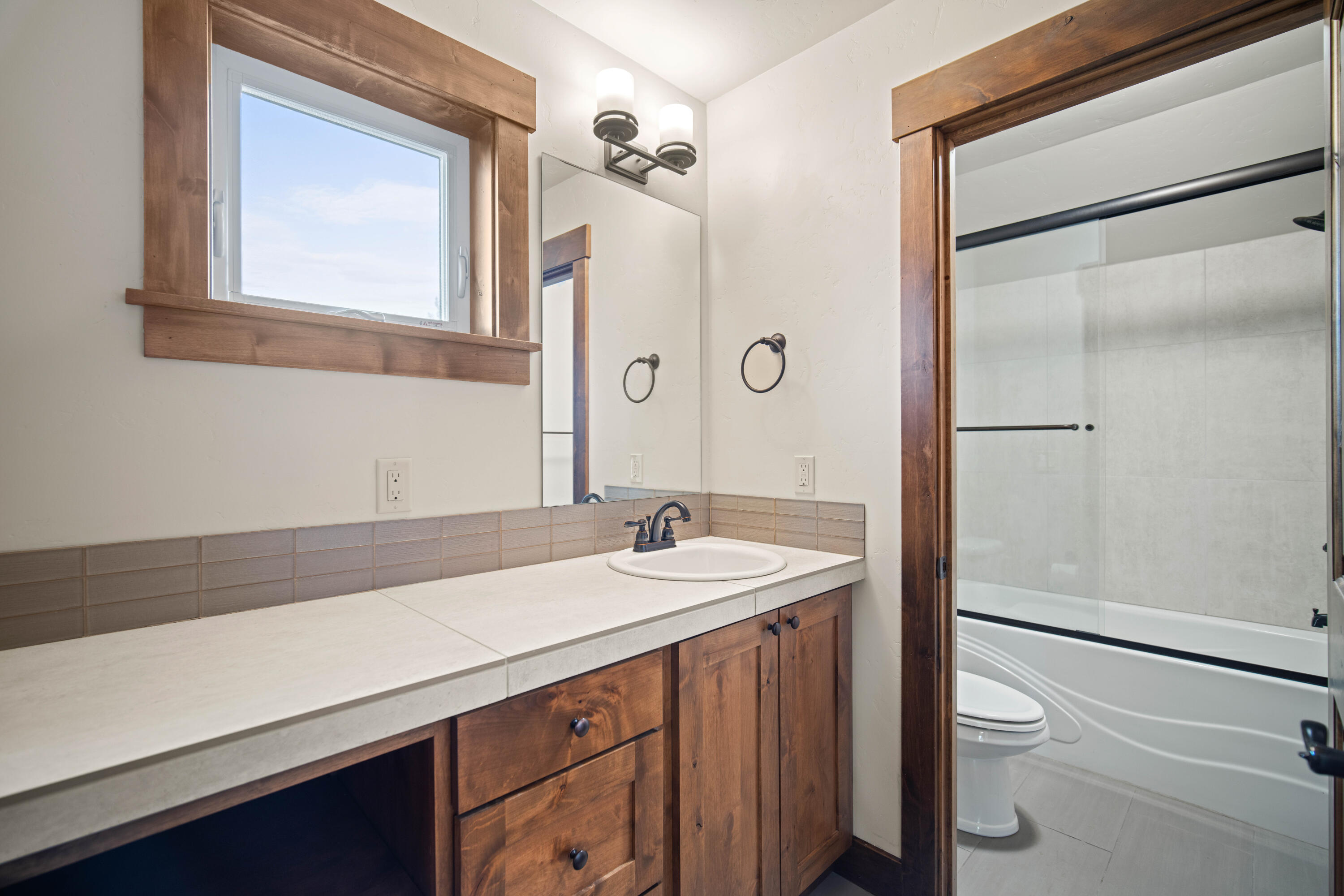 Broken Top - Residential