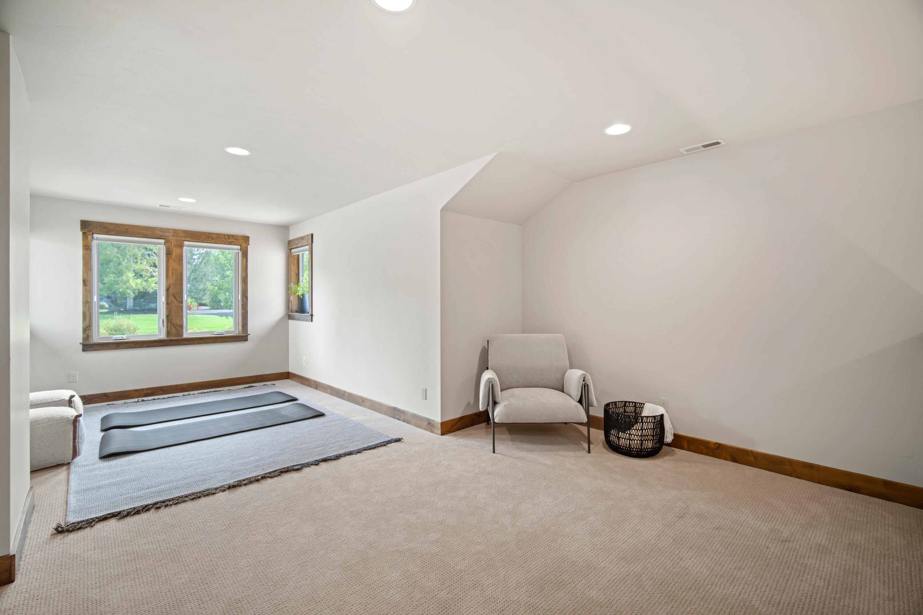 Broken Top - Residential