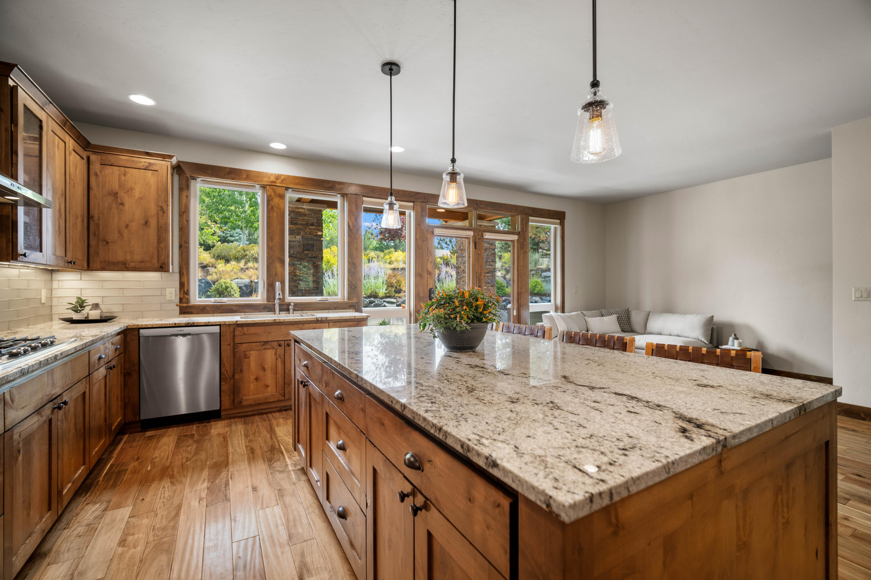 Broken Top - Residential