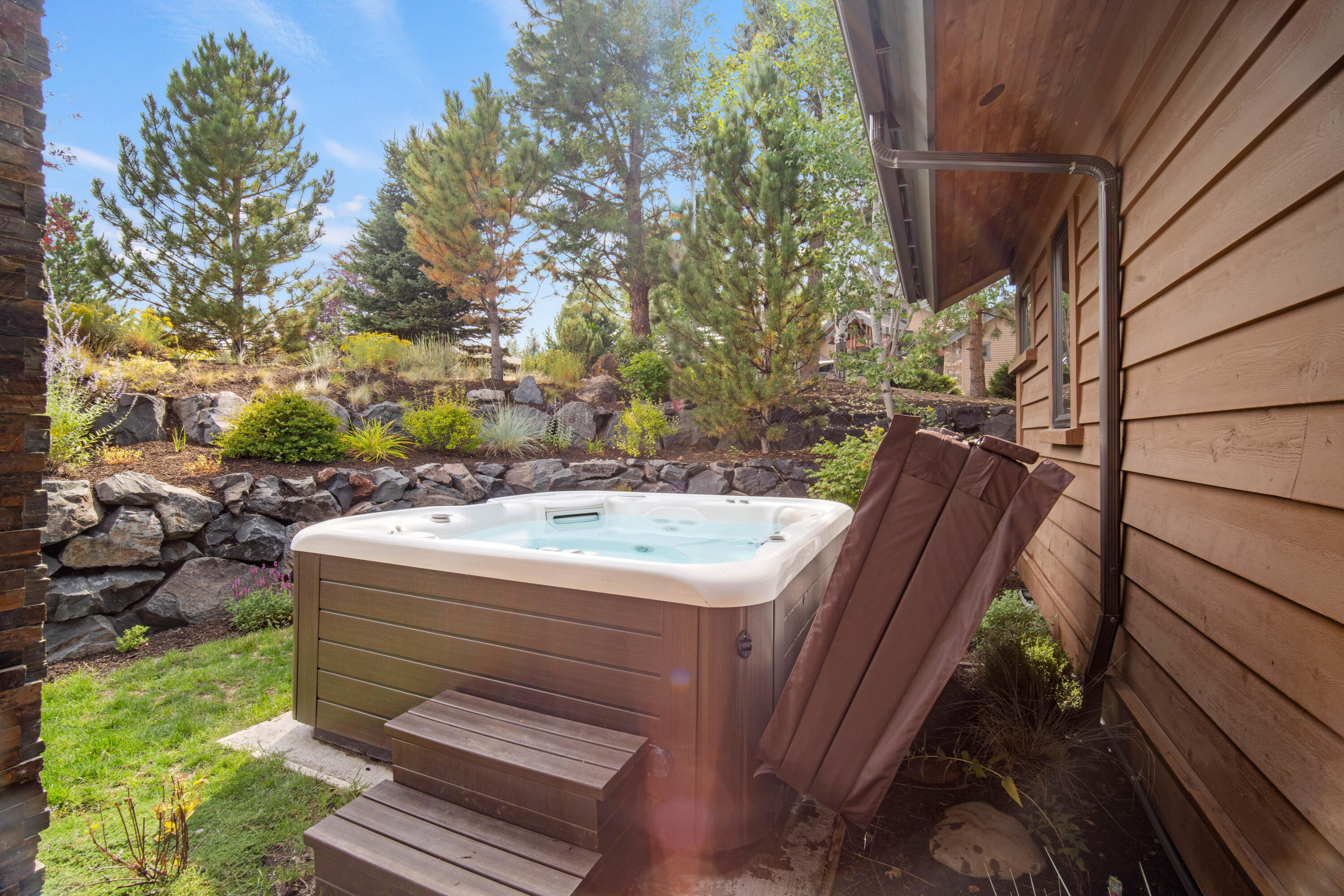 Broken Top - Residential