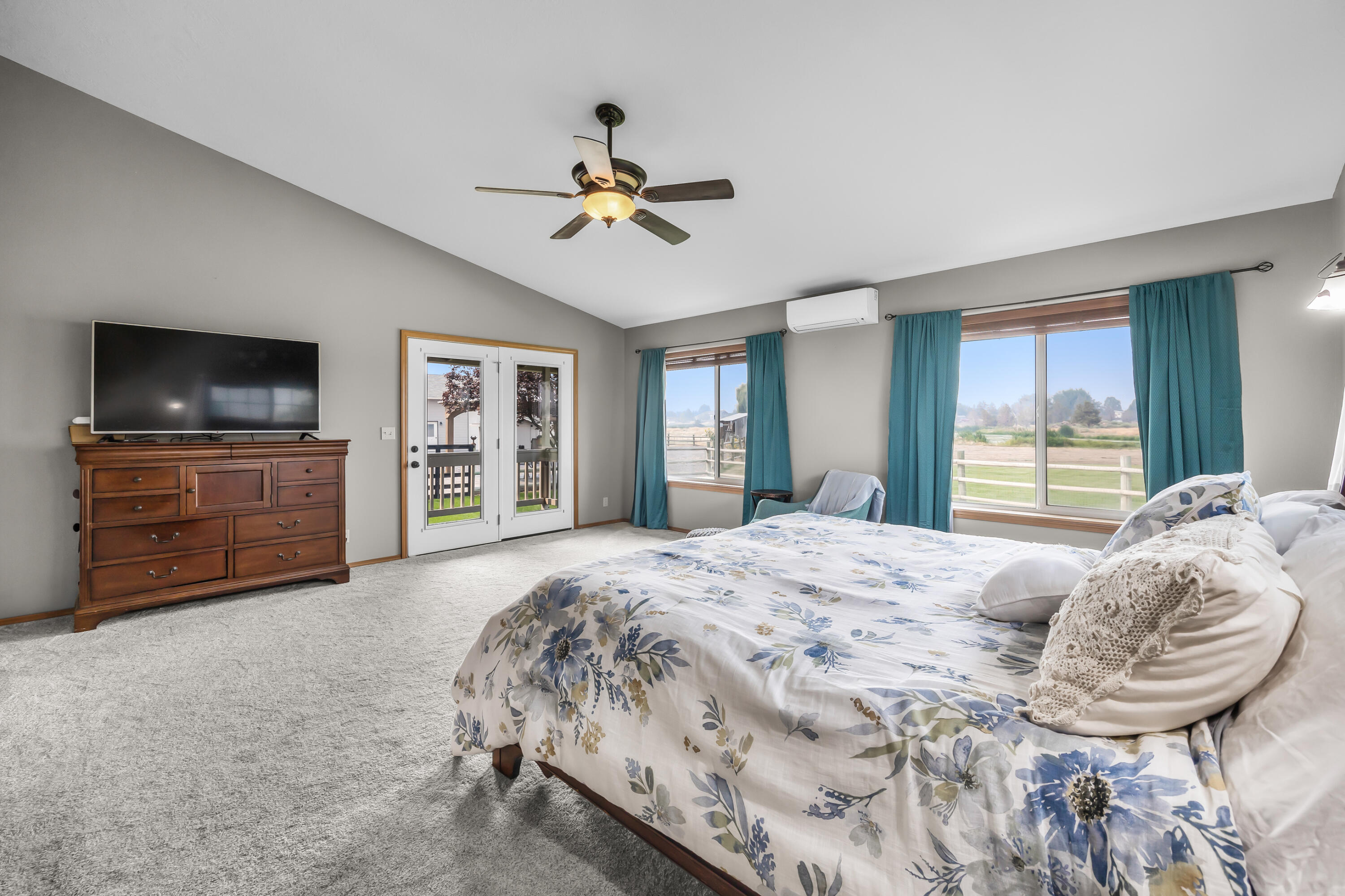 Equestrian Meadows - Residential