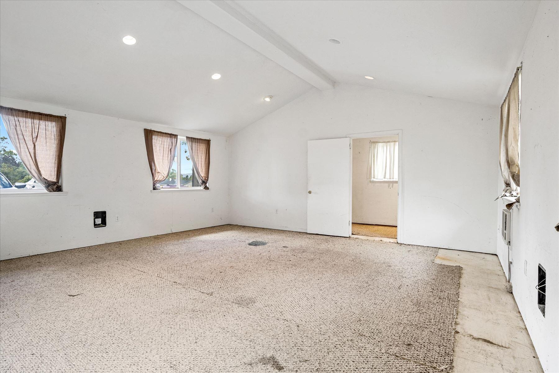 Blossom Hill Terrace Unit No 1 - Residential