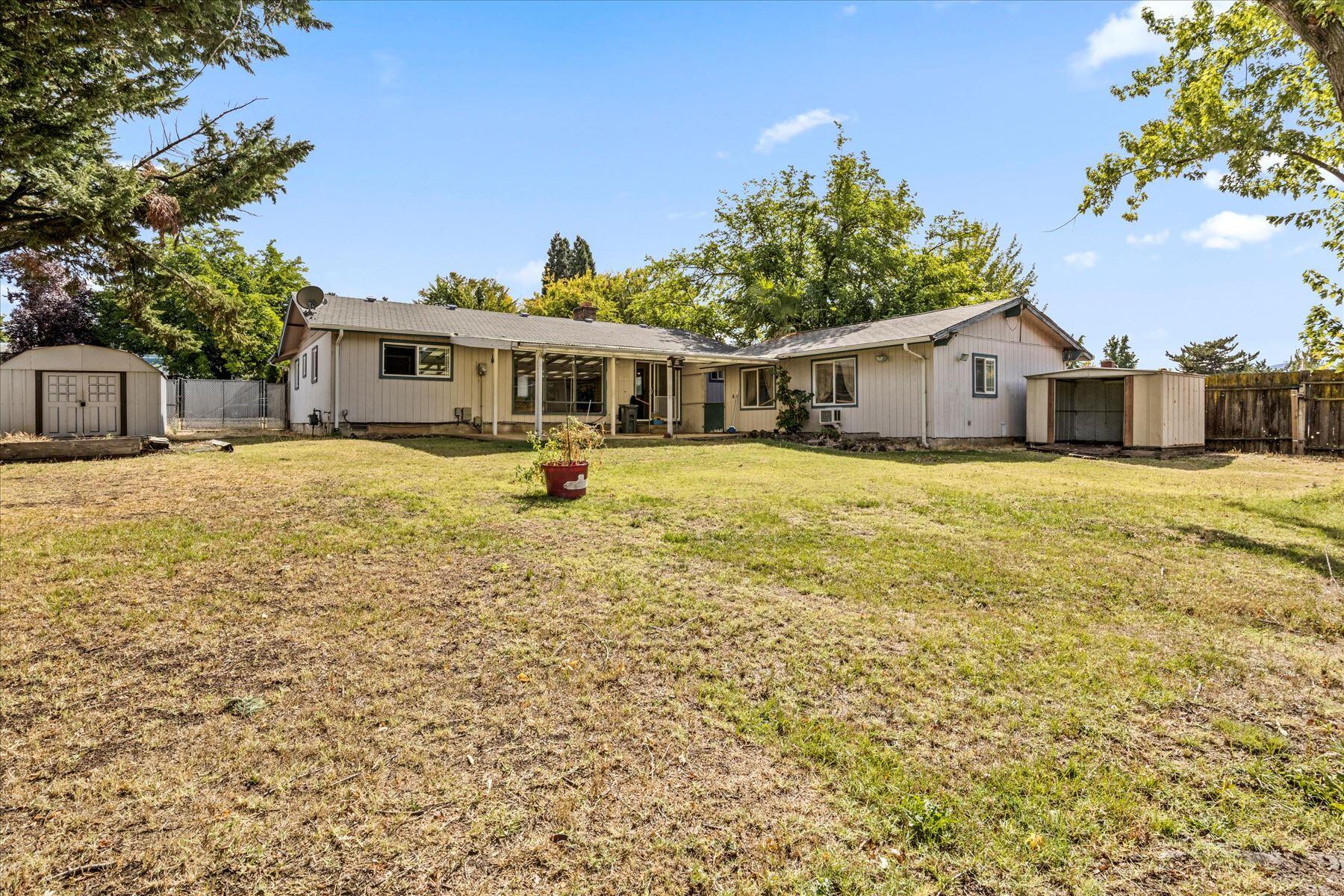 Blossom Hill Terrace Unit No 1 - Residential