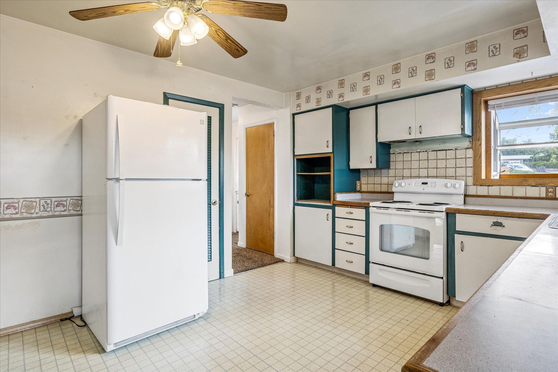 Blossom Hill Terrace Unit No 1 - Residential