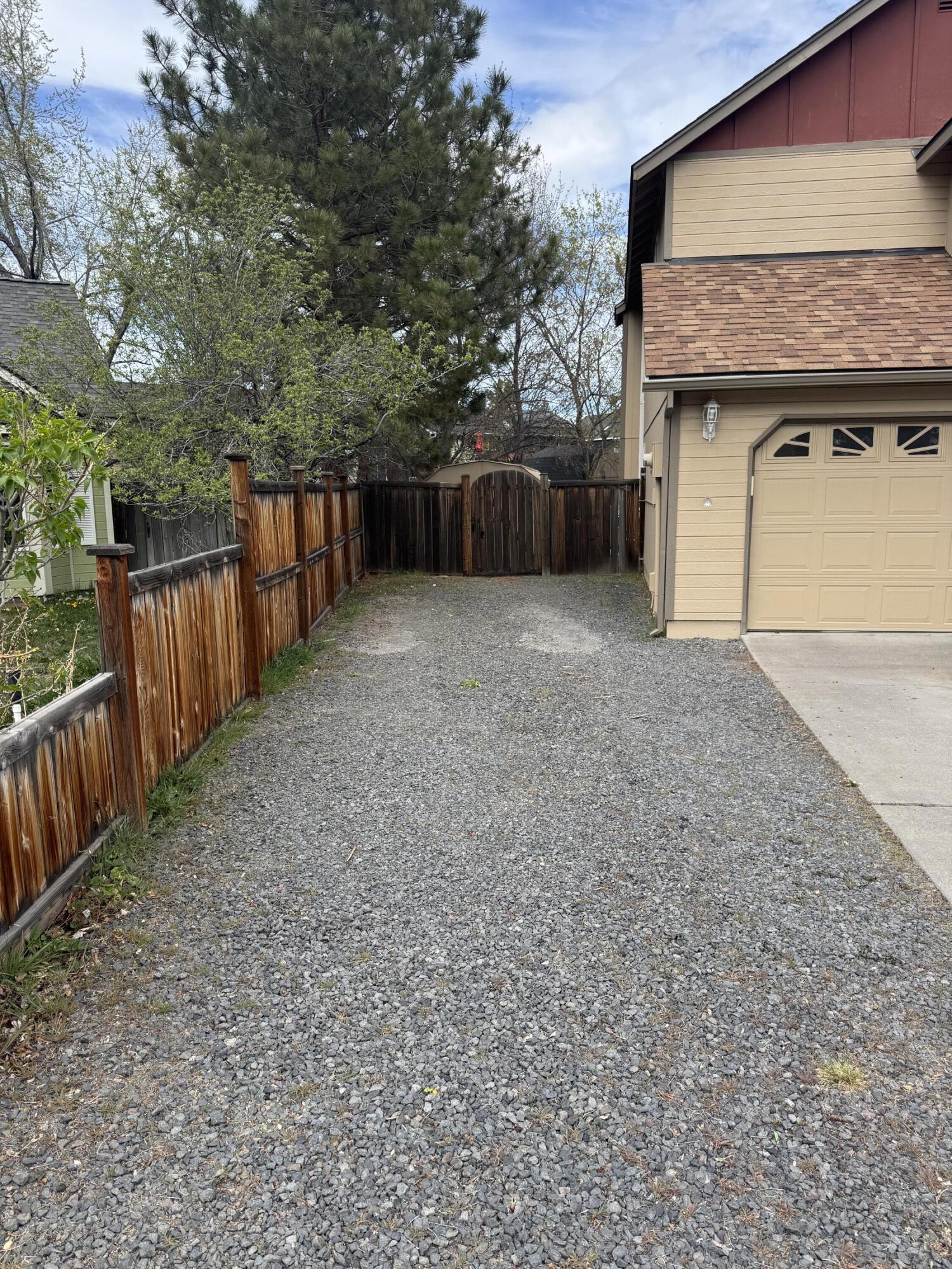 2014 NE Taylor Court