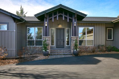 Tiny photo for 10258 Sundance Ridge Loop, Redmond, OR 97756 (MLS # 220217706)
