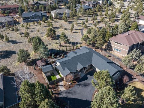 Tiny photo for 10258 Sundance Ridge Loop, Redmond, OR 97756 (MLS # 220217706)