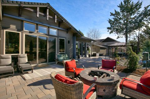 Tiny photo for 10258 Sundance Ridge Loop, Redmond, OR 97756 (MLS # 220217706)