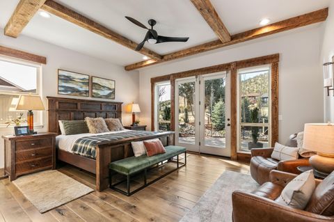 Tiny photo for 10258 Sundance Ridge Loop, Redmond, OR 97756 (MLS # 220217706)