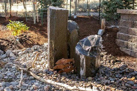 Tiny photo for 10258 Sundance Ridge Loop, Redmond, OR 97756 (MLS # 220217706)