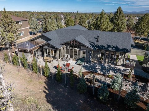 Tiny photo for 10258 Sundance Ridge Loop, Redmond, OR 97756 (MLS # 220217706)