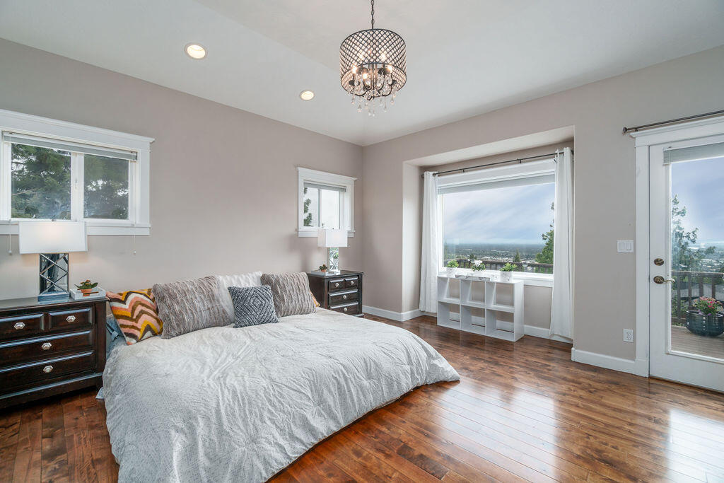 Awbrey Village - Residential