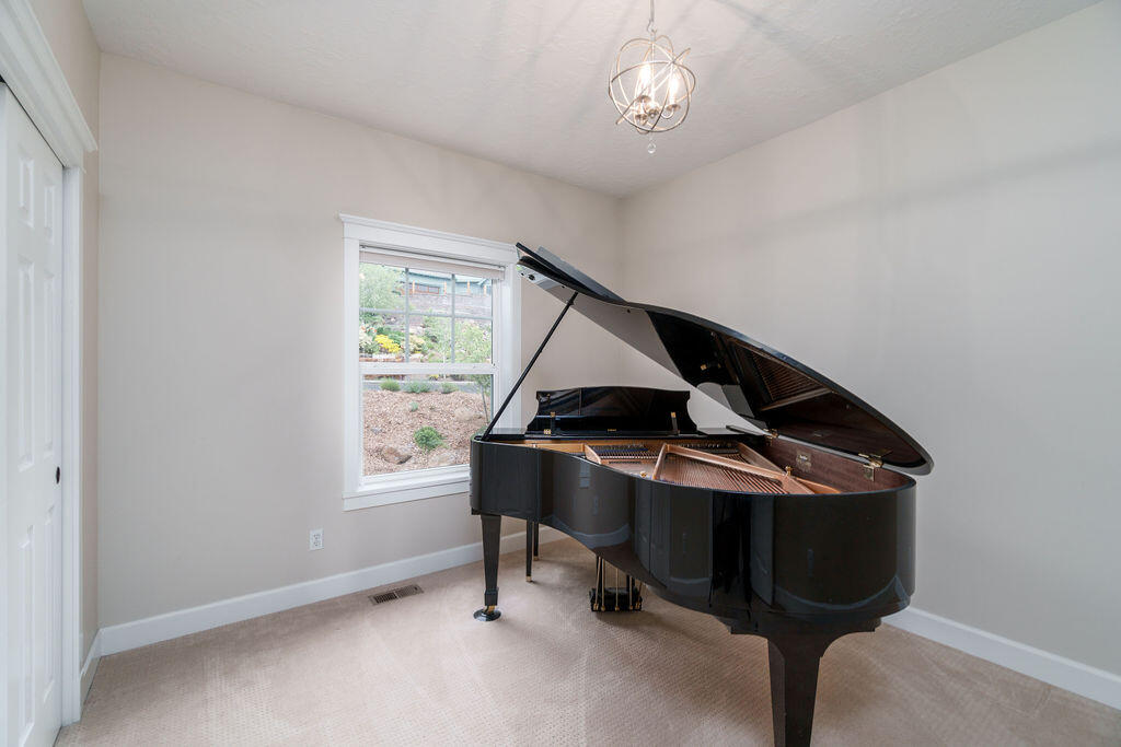 Awbrey Village - Residential