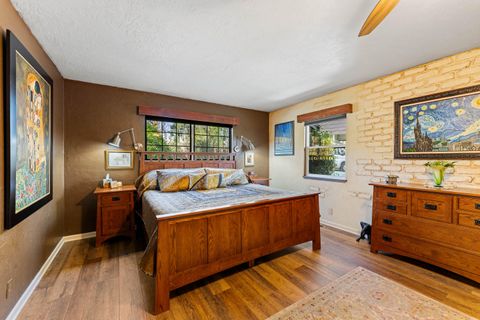 Tiny photo for 1973 Southgate Way, Grants Pass, OR 97527 (MLS # 220216452)