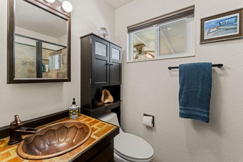 Tiny photo for 1973 Southgate Way, Grants Pass, OR 97527 (MLS # 220216452)