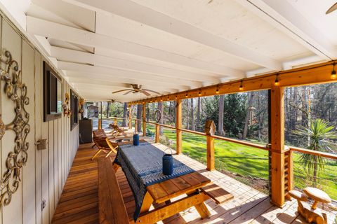 Tiny photo for 1973 Southgate Way, Grants Pass, OR 97527 (MLS # 220216452)