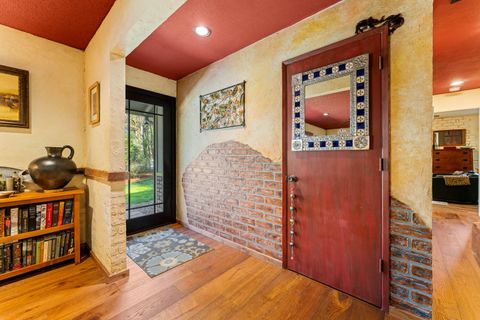 Tiny photo for 1973 Southgate Way, Grants Pass, OR 97527 (MLS # 220216452)