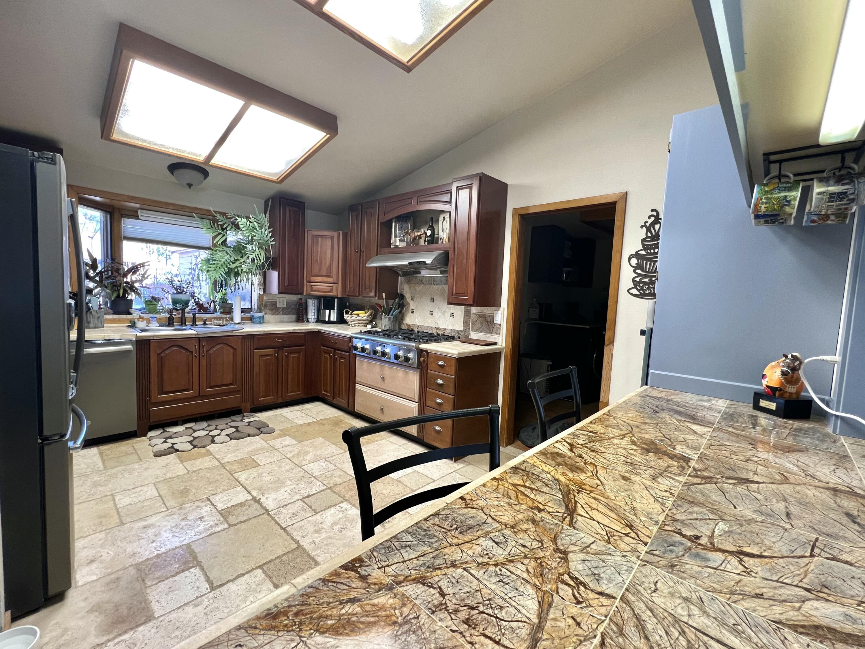 60498 Arnold Market Road