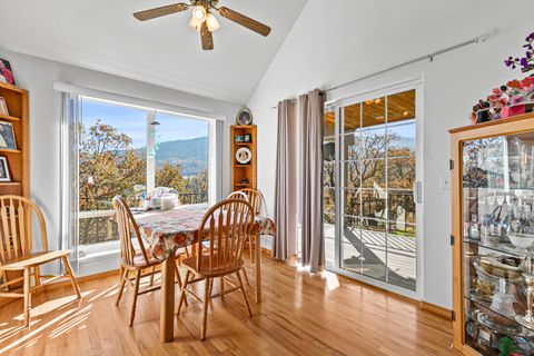 Tiny photo for 5977 Dark Hollow Road, Medford, OR 97501 (MLS # 220211955)